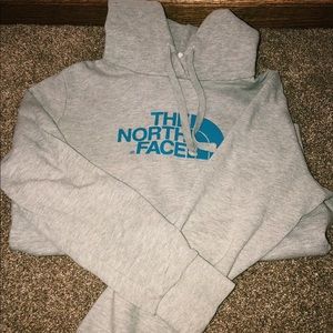 THE NORTHFACE 🗻 pocket hoodie